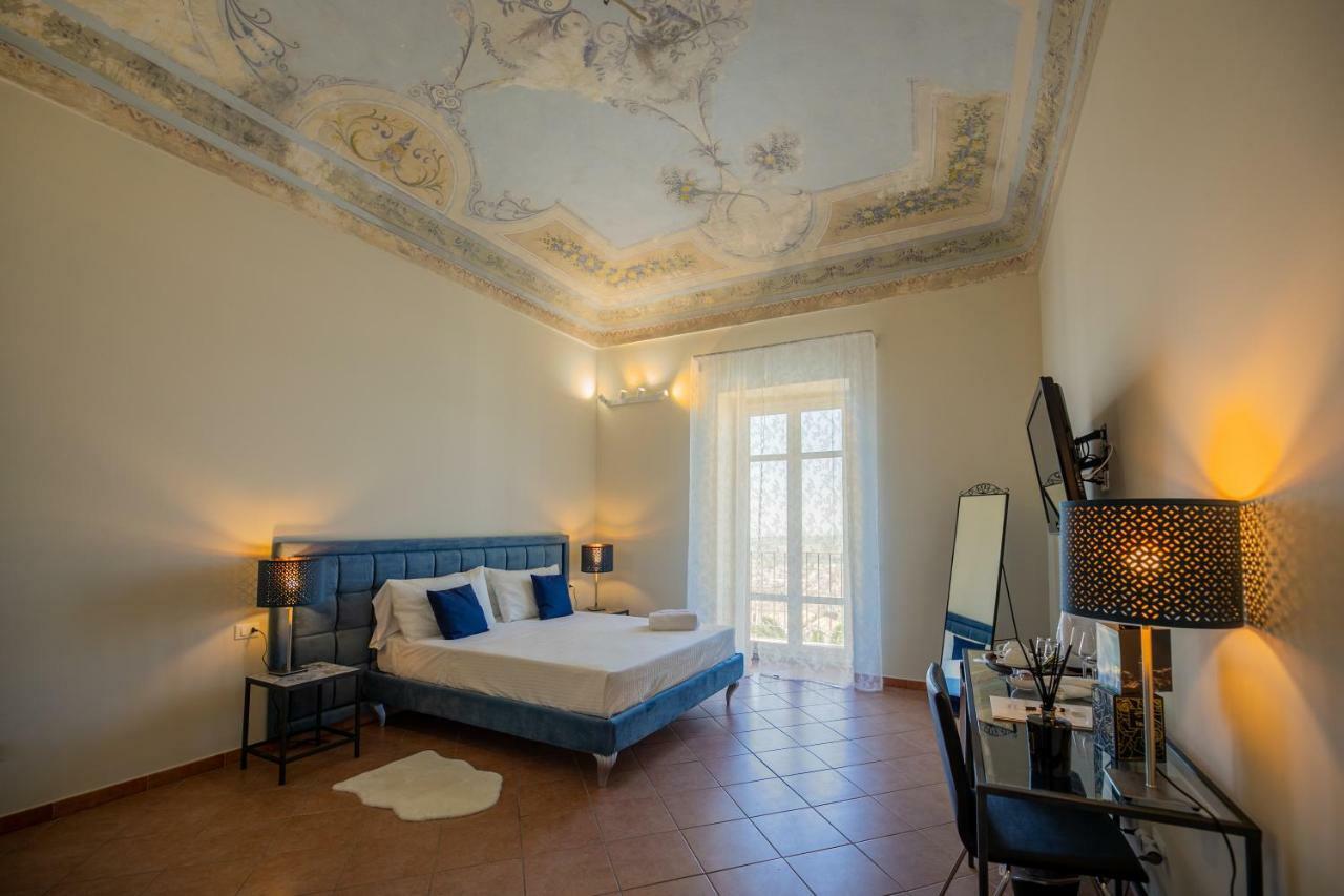 Trigona Garden Suite Noto Luaran gambar