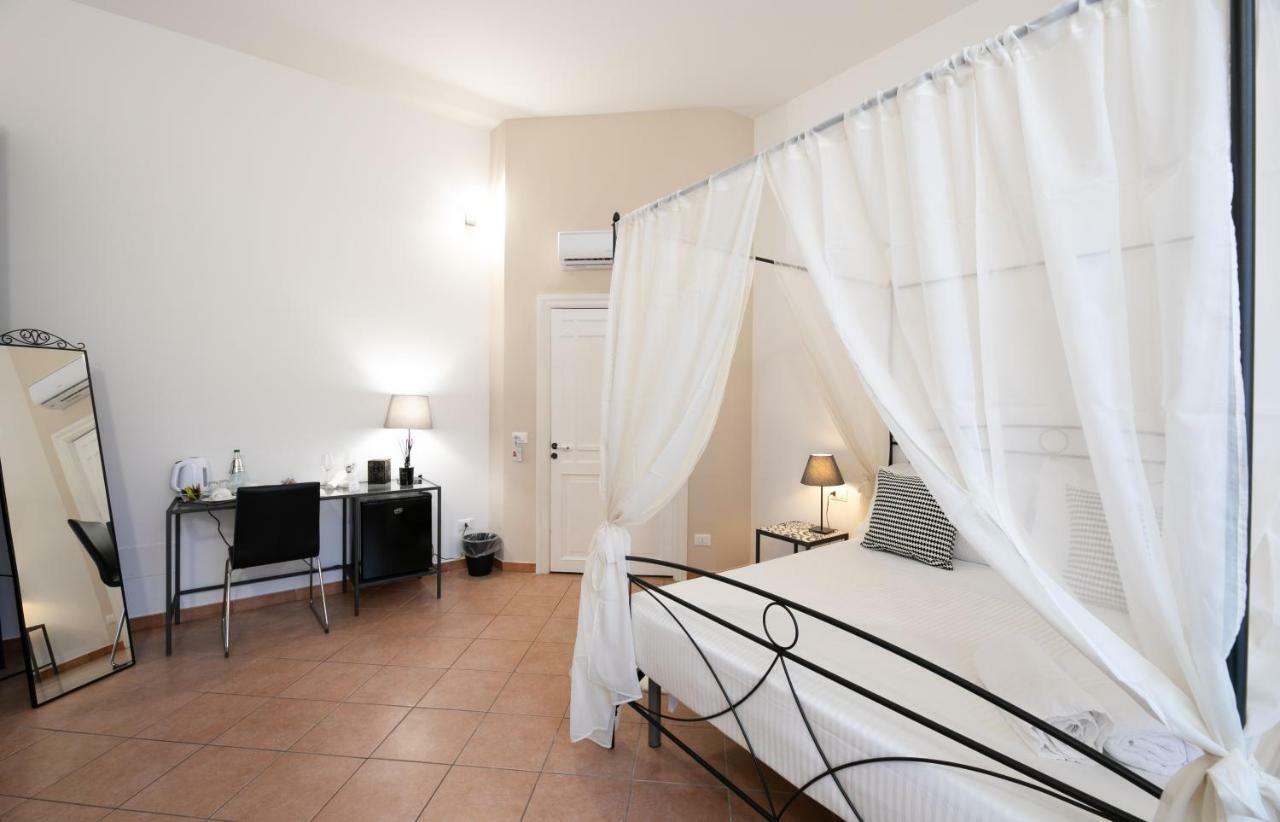 Trigona Garden Suite Noto Luaran gambar